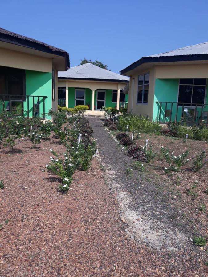Abuesi Beach Resort Sekondi-Takoradi Luaran gambar