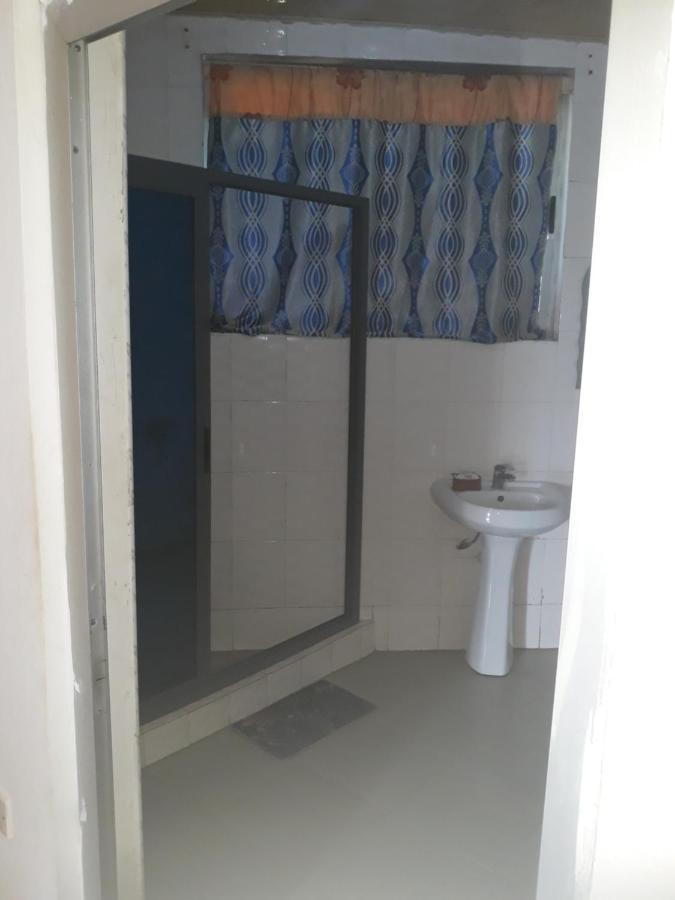 Abuesi Beach Resort Sekondi-Takoradi Luaran gambar