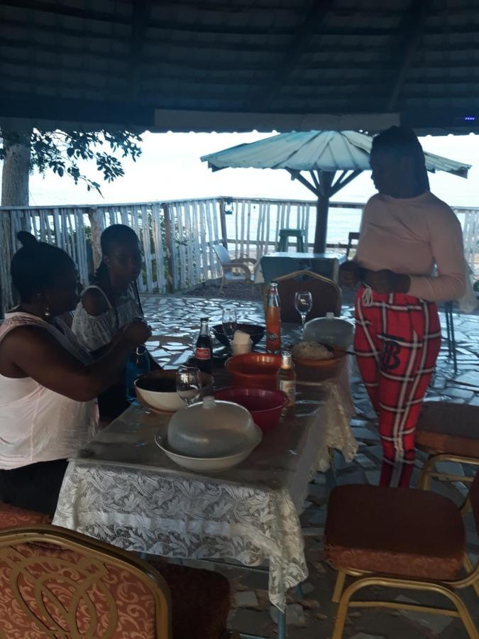 Abuesi Beach Resort Sekondi-Takoradi Luaran gambar