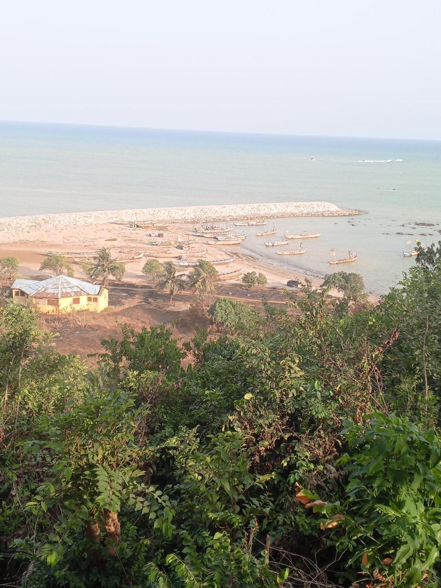 Abuesi Beach Resort Sekondi-Takoradi Luaran gambar