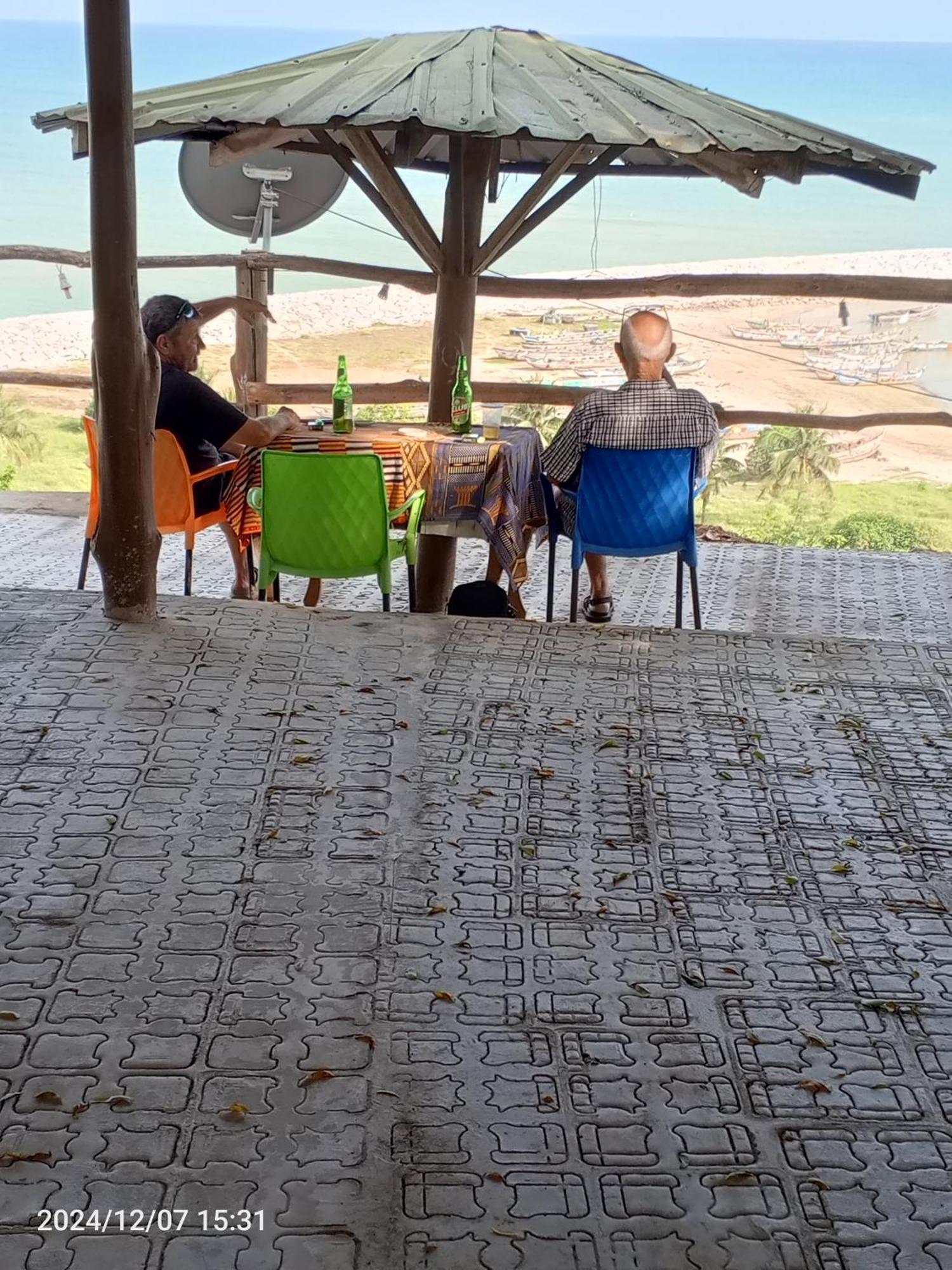 Abuesi Beach Resort Sekondi-Takoradi Luaran gambar