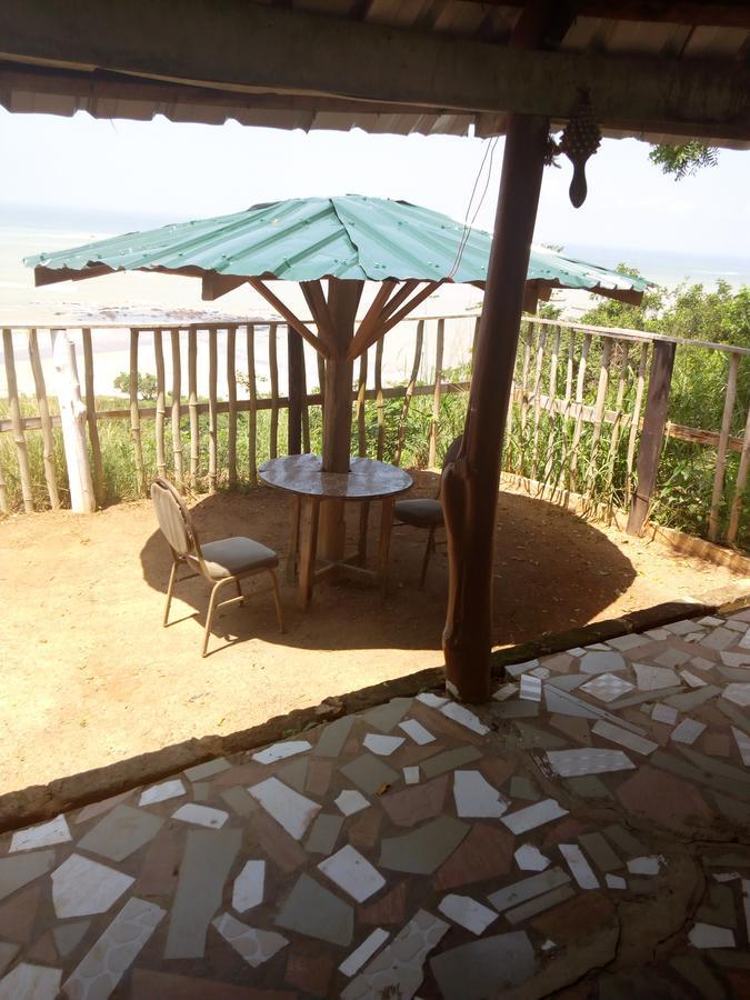 Abuesi Beach Resort Sekondi-Takoradi Luaran gambar